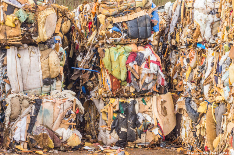 ‘In Italia il riciclo vale 3,2 mld di euro’: 12 associazioni dei consumatori lanciano progetto ed eco-tour